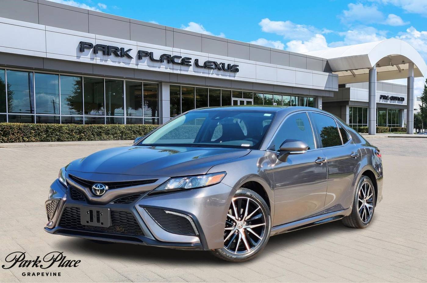 2022 Toyota Camry SE — Sedan — 24,918 mi — Grapevine, TX