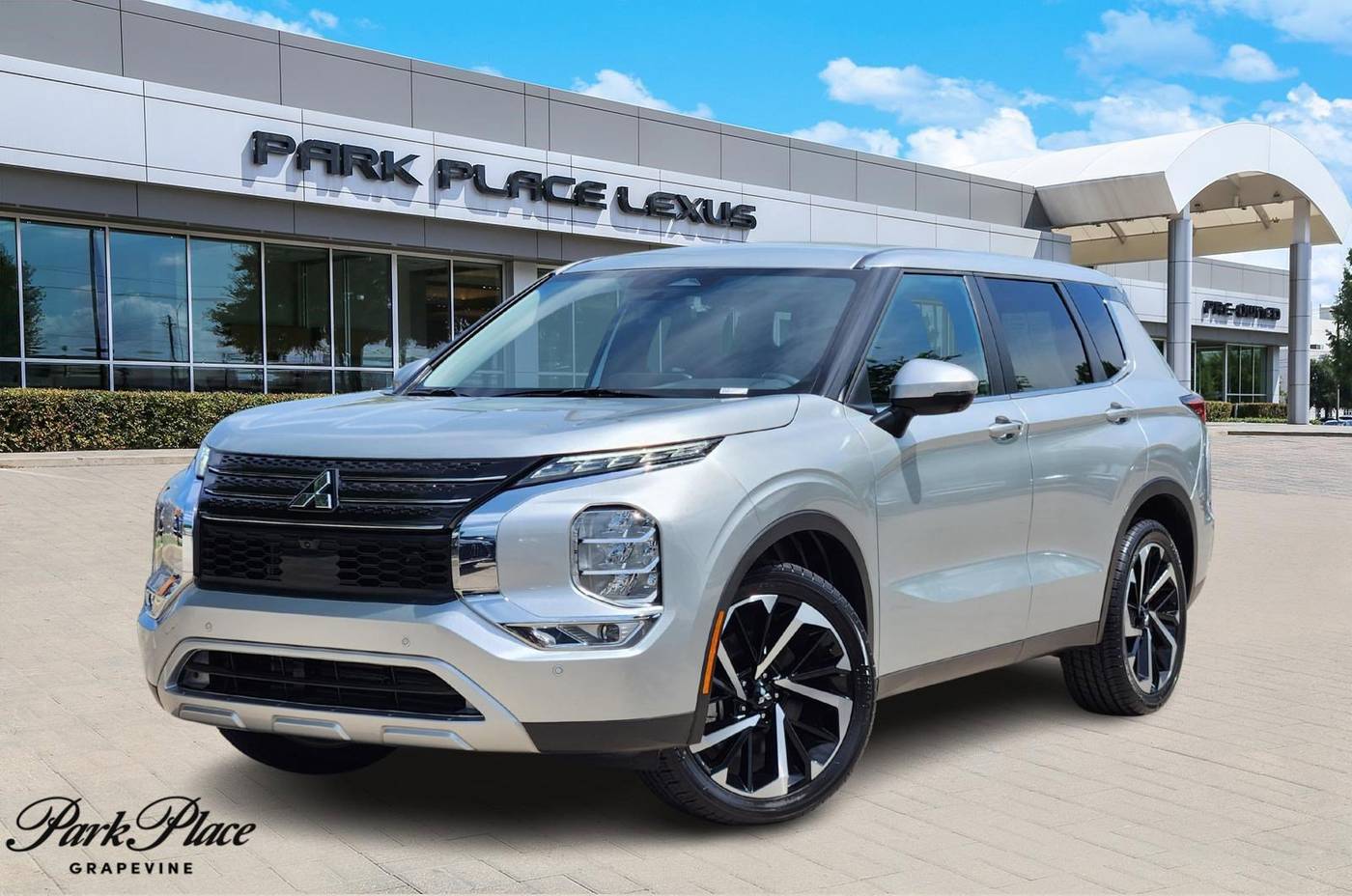 2024 Mitsubishi Outlander SE — SUV — 31,380 mi — Grapevine, TX