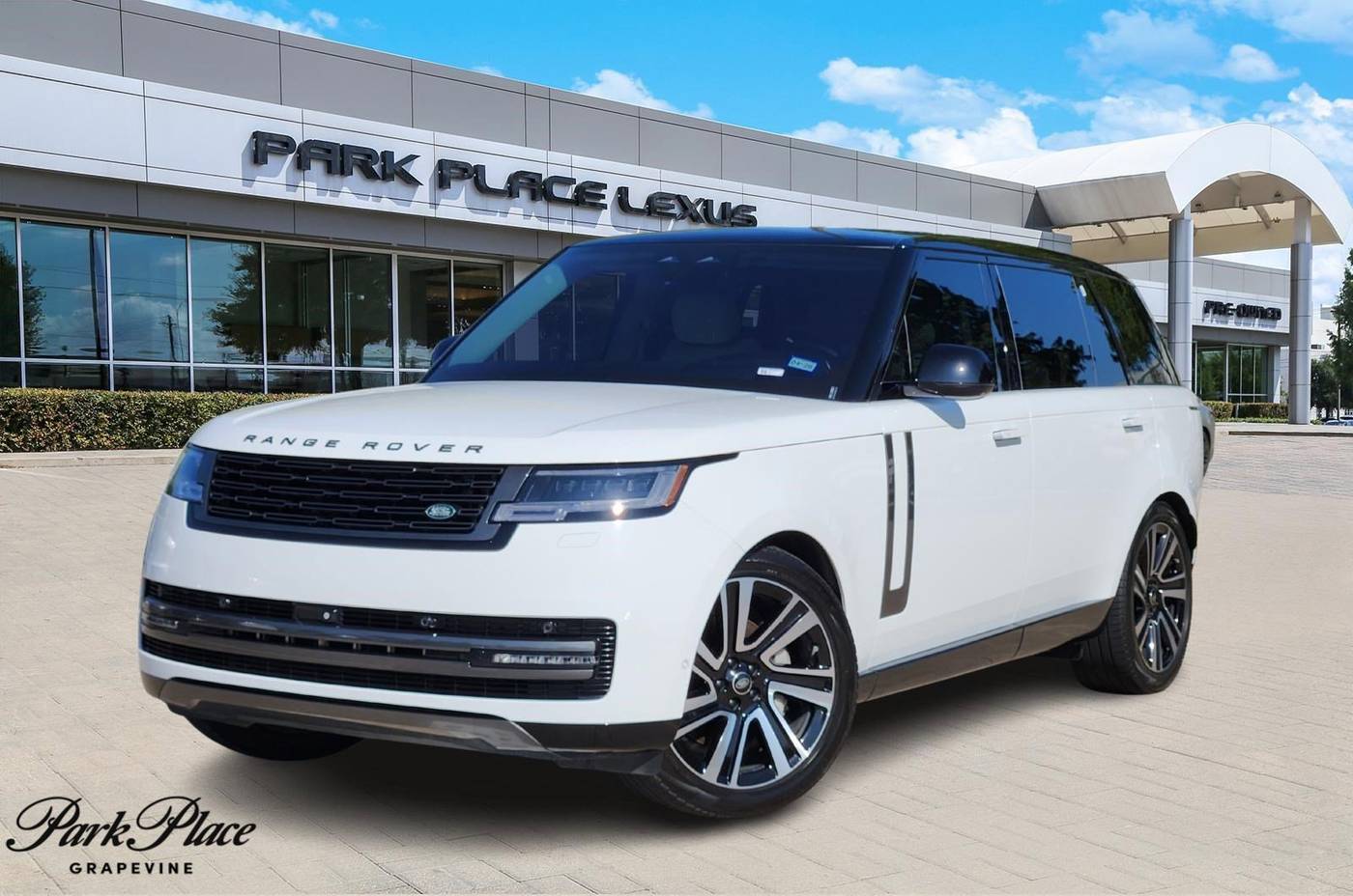 2023 Land Rover Range Rover SE — SUV — 51,035 mi — Grapevine, TX
