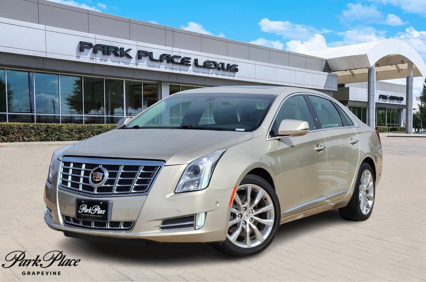 2015 Cadillac XTS Luxury — Sedan — 102,000 mi — Grapevine, TX