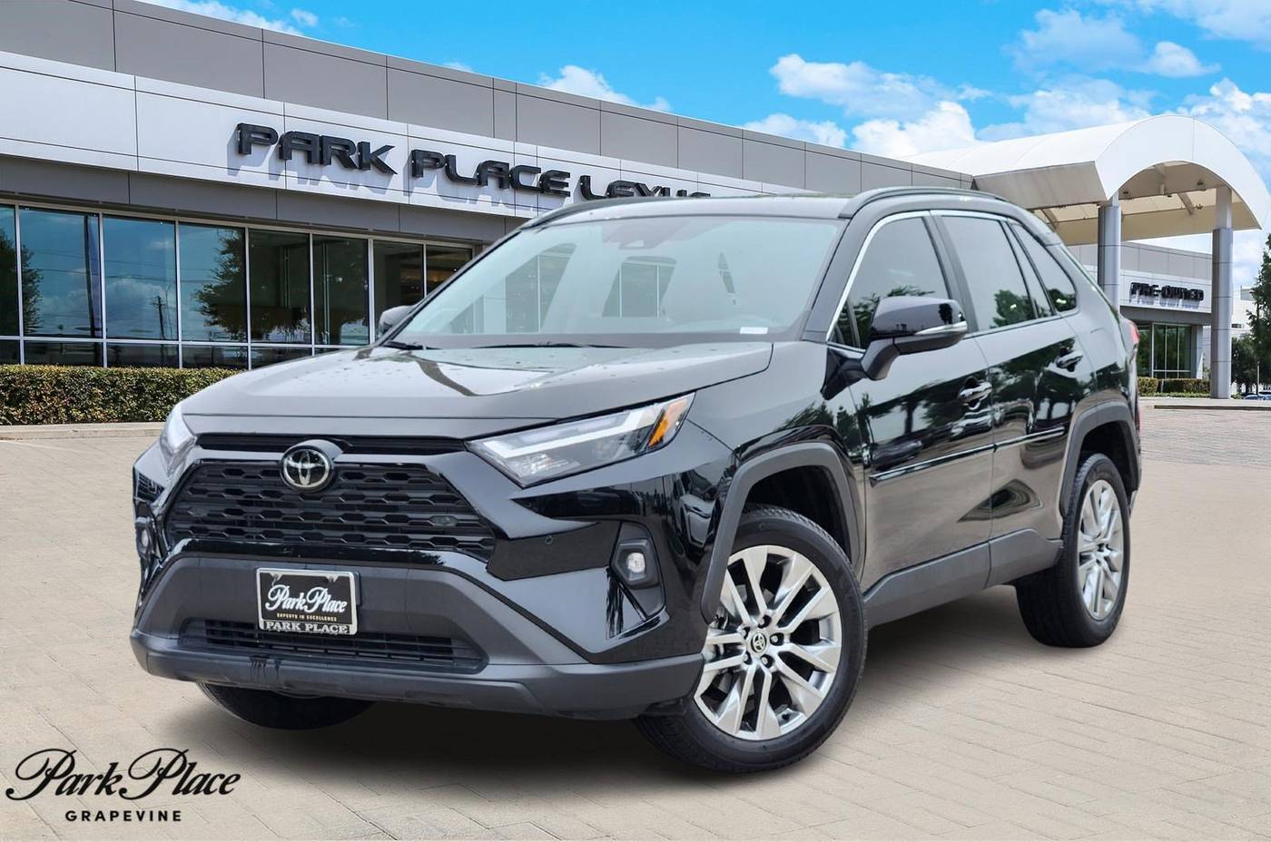 2022 Toyota RAV4 XLE Premium — SUV — 18,840 mi — Grapevine, TX