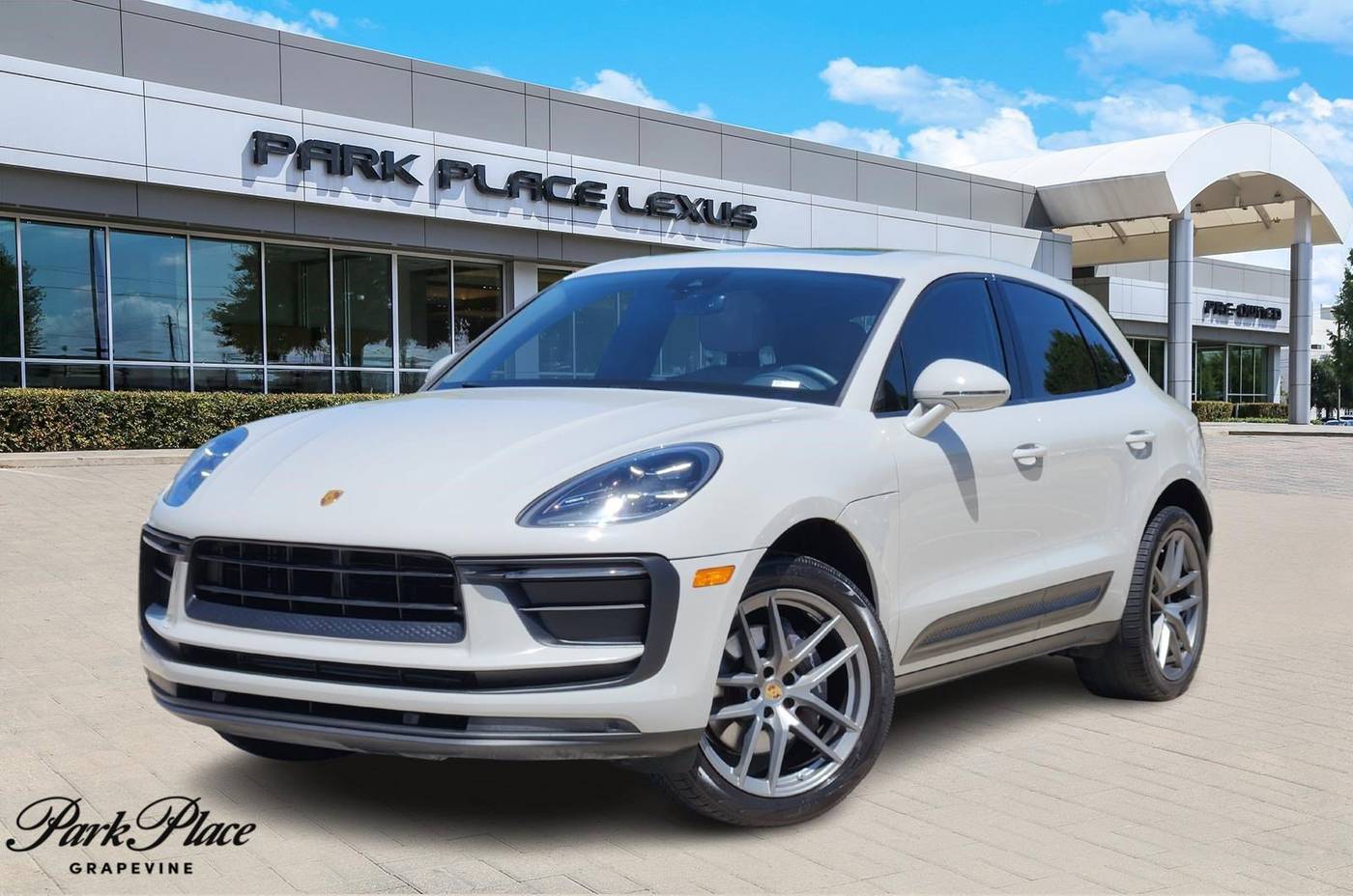 2022 Porsche Macan Standard — SUV — 81,481 mi — Grapevine, TX