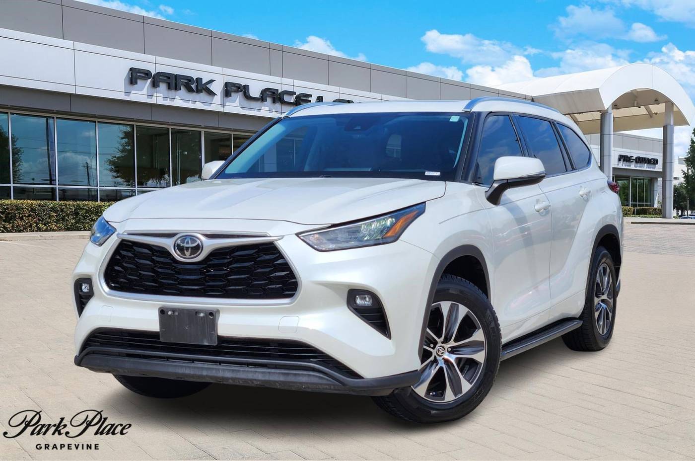 2020 Toyota Highlander XLE — SUV — 64,236 mi — Grapevine, TX