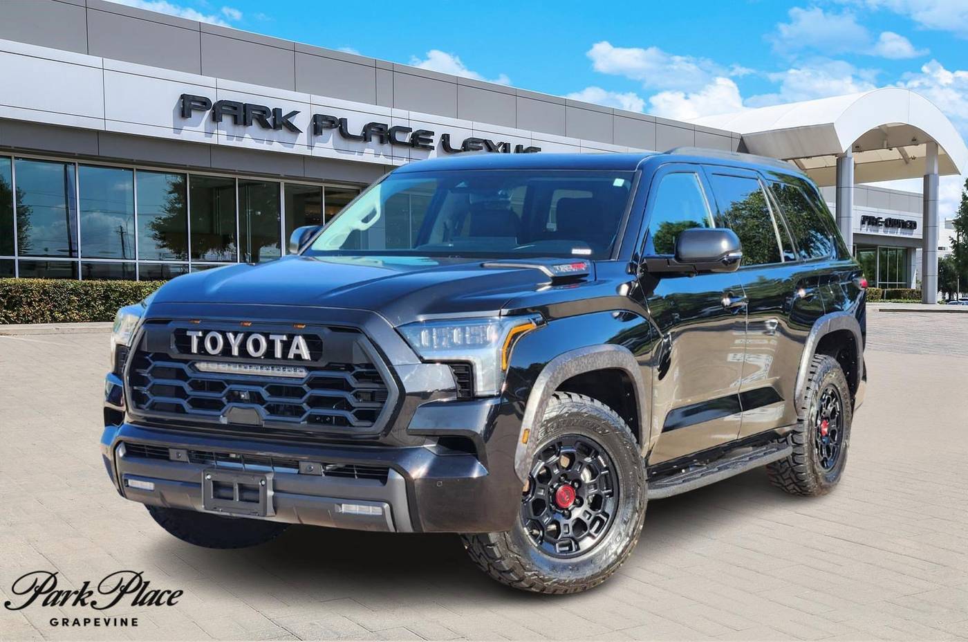 2023 Toyota Sequoia SR5 — SUV — 21,980 mi — Grapevine, TX