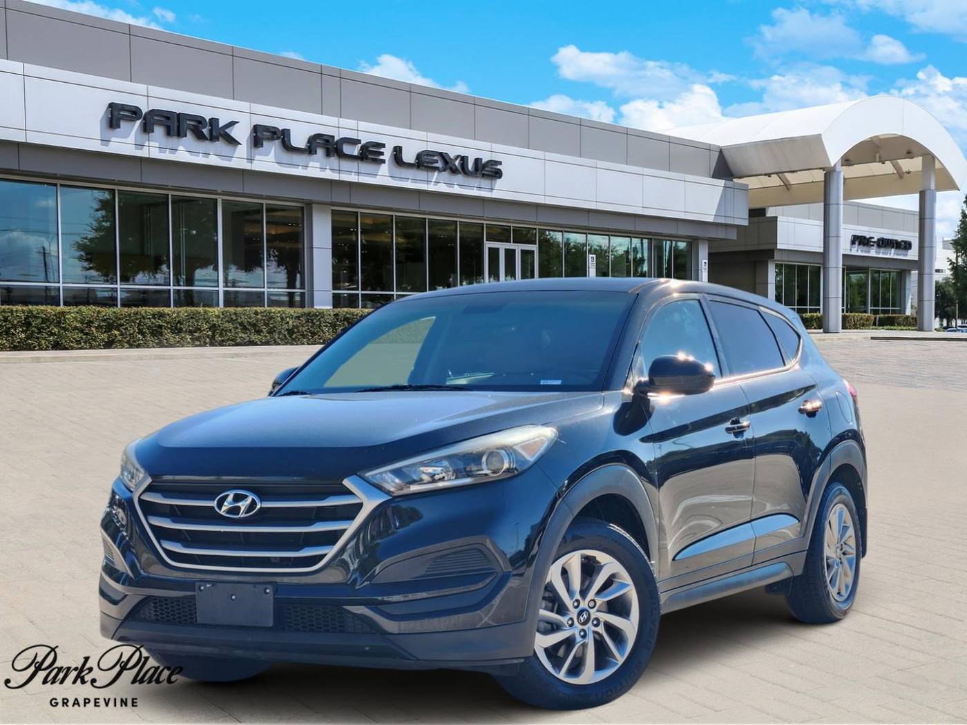 2017 Hyundai Tucson SE — SUV — 104,697 mi — Grapevine, TX