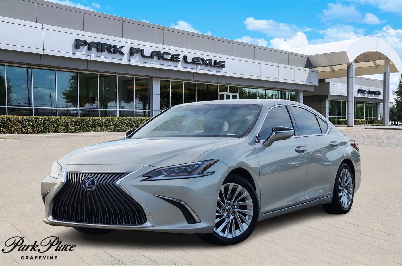 2021 Lexus ES ES 300h Ultra Luxury — Sedan — 114,651 mi — Grapevine, TX