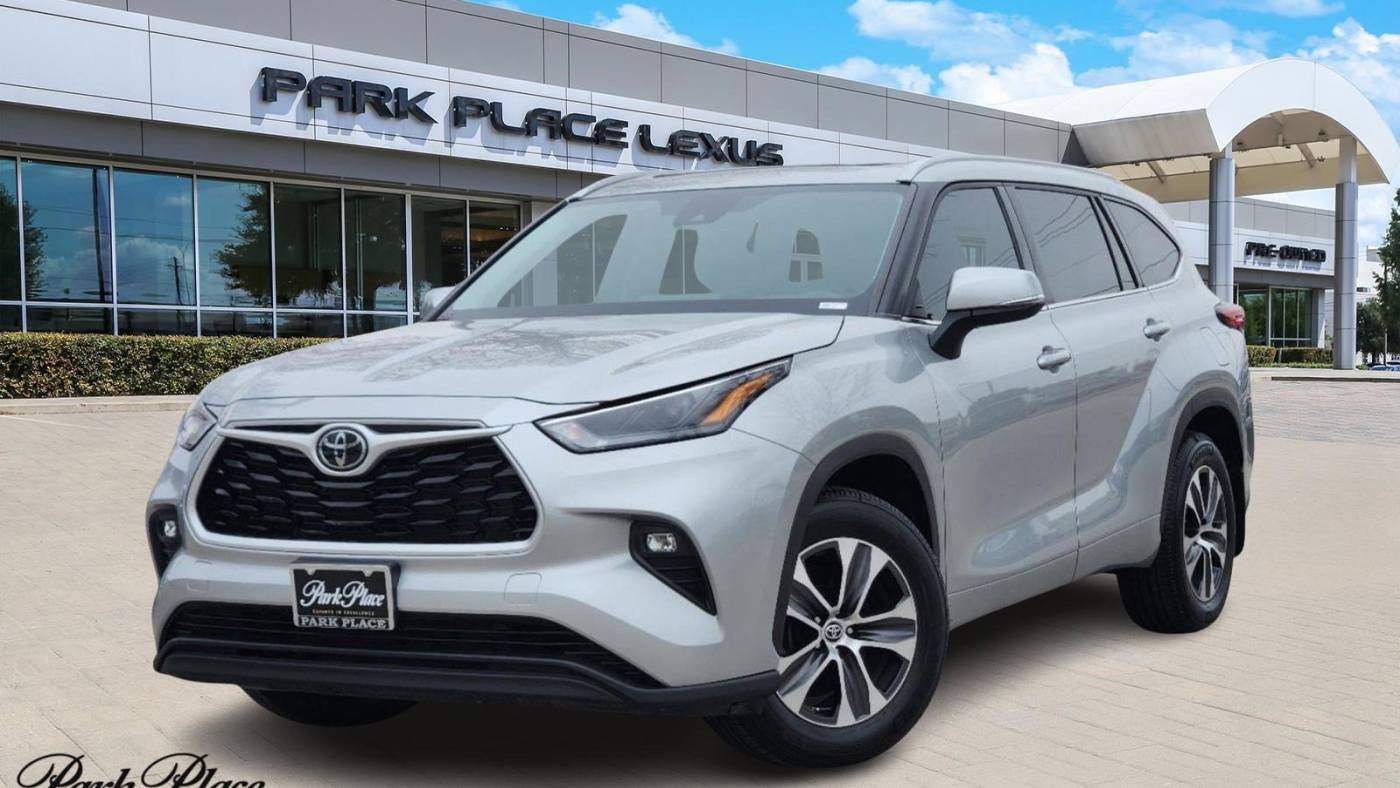 2022 Toyota Highlander XLE — SUV — 60,121 mi — Grapevine, TX