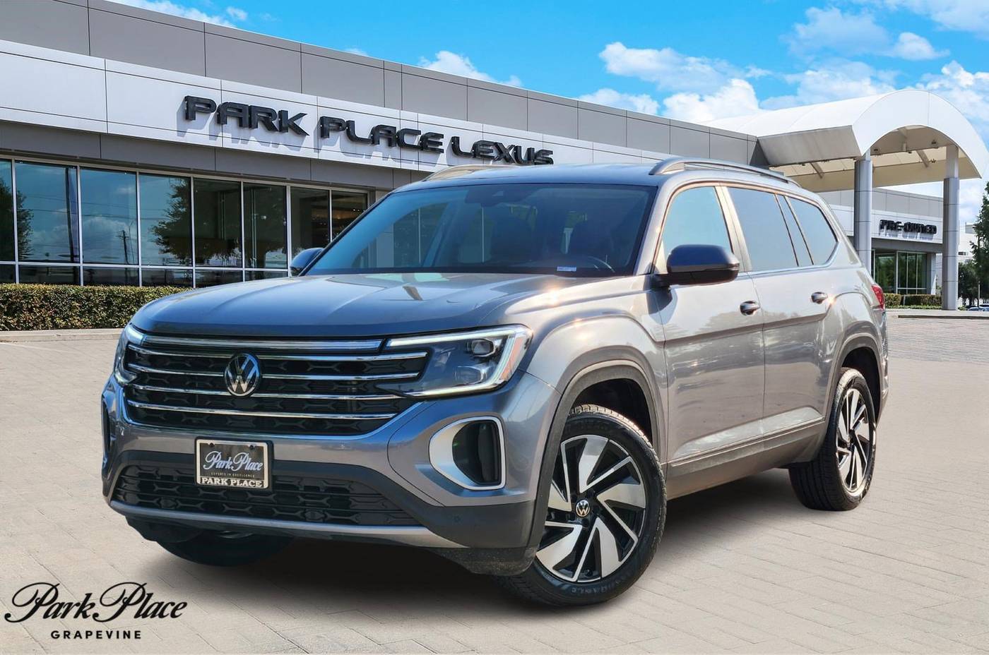 2024 Volkswagen Atlas SE with Technology — SUV — 29,450 mi — Grapevine, TX