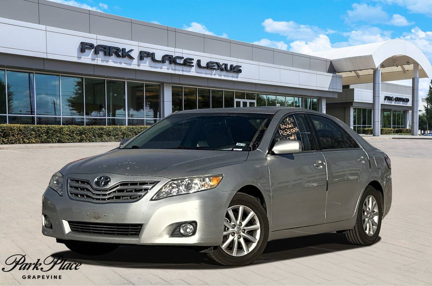 2011 Toyota Camry XLE V6 — Sedan — 87,694 mi — Grapevine, TX