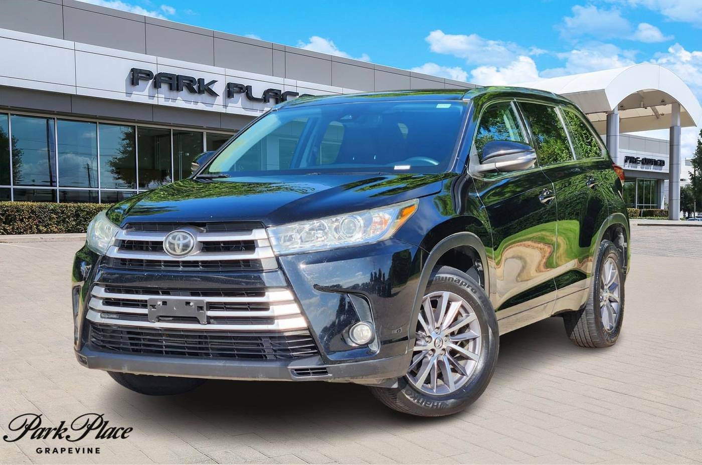 2018 Toyota Highlander XLE — SUV — 145,378 mi — Grapevine, TX