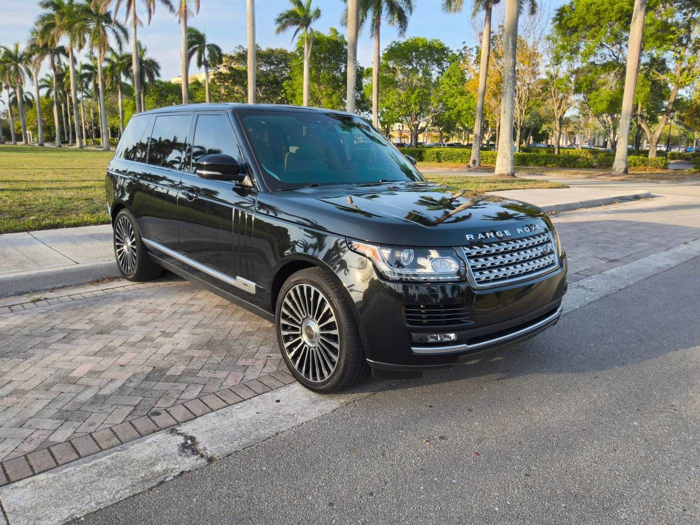 2017 Land Rover Range Rover Supercharged — SUV — 91,925 mi — Pompano Beach, FL
