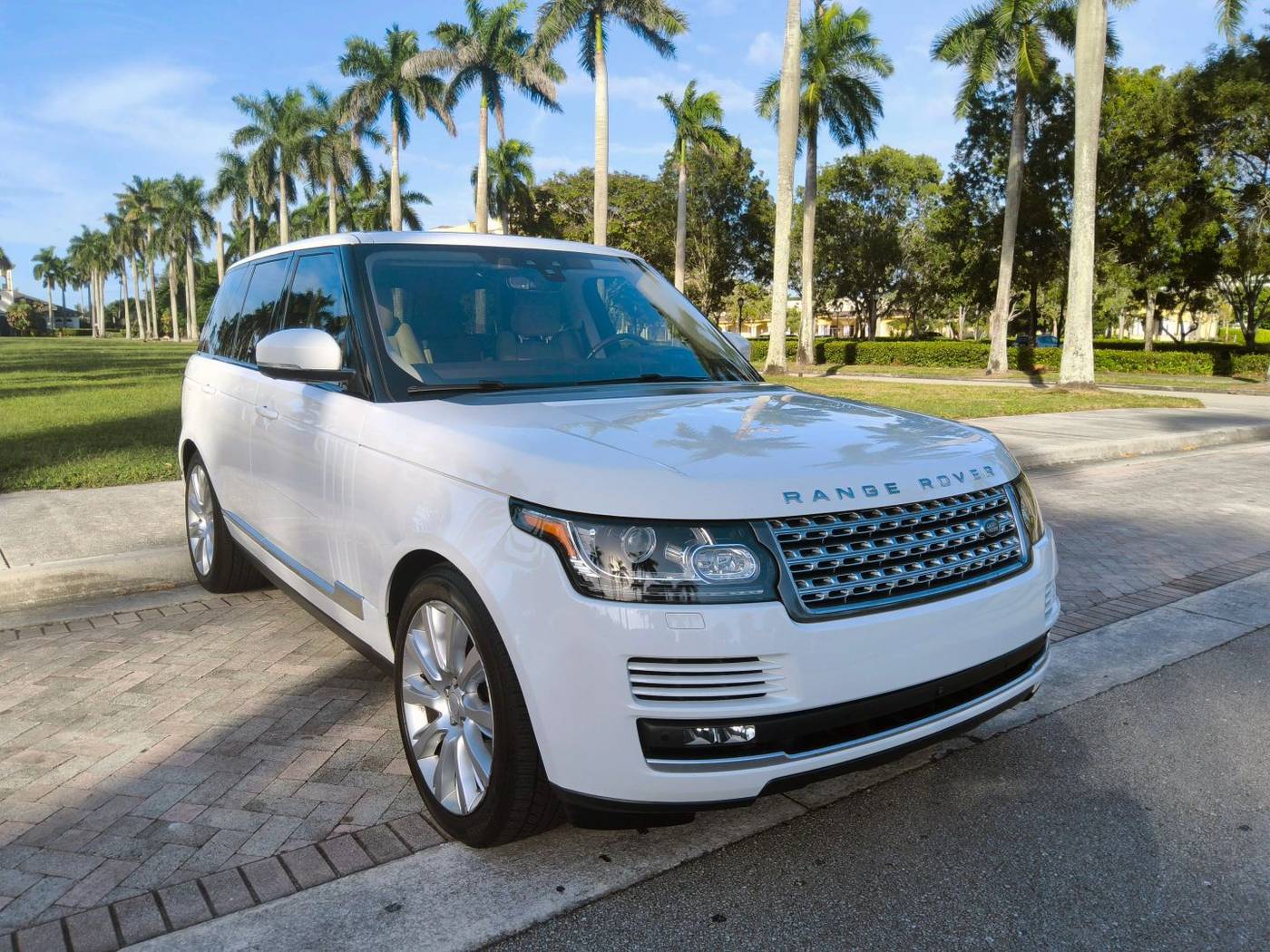 2017 Land Rover Range Rover Supercharged