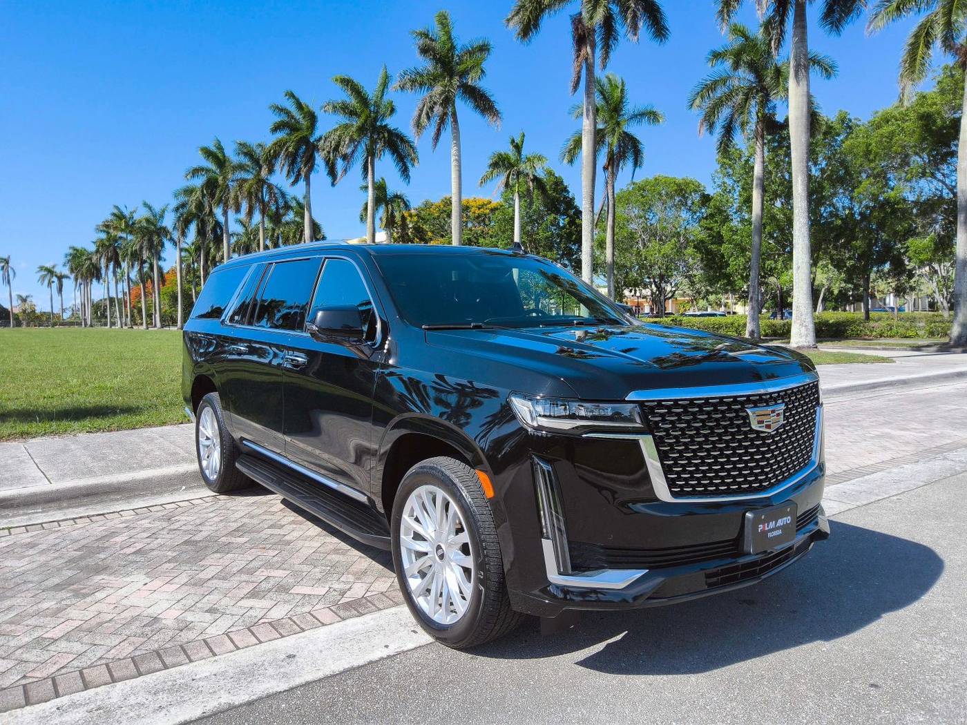 2022 Cadillac Escalade Luxury