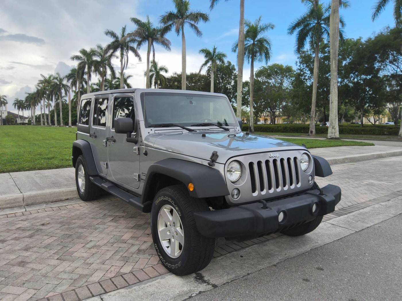 2014 Jeep Wrangler Sport — SUV — 48,801 mi — Pompano Beach, FL