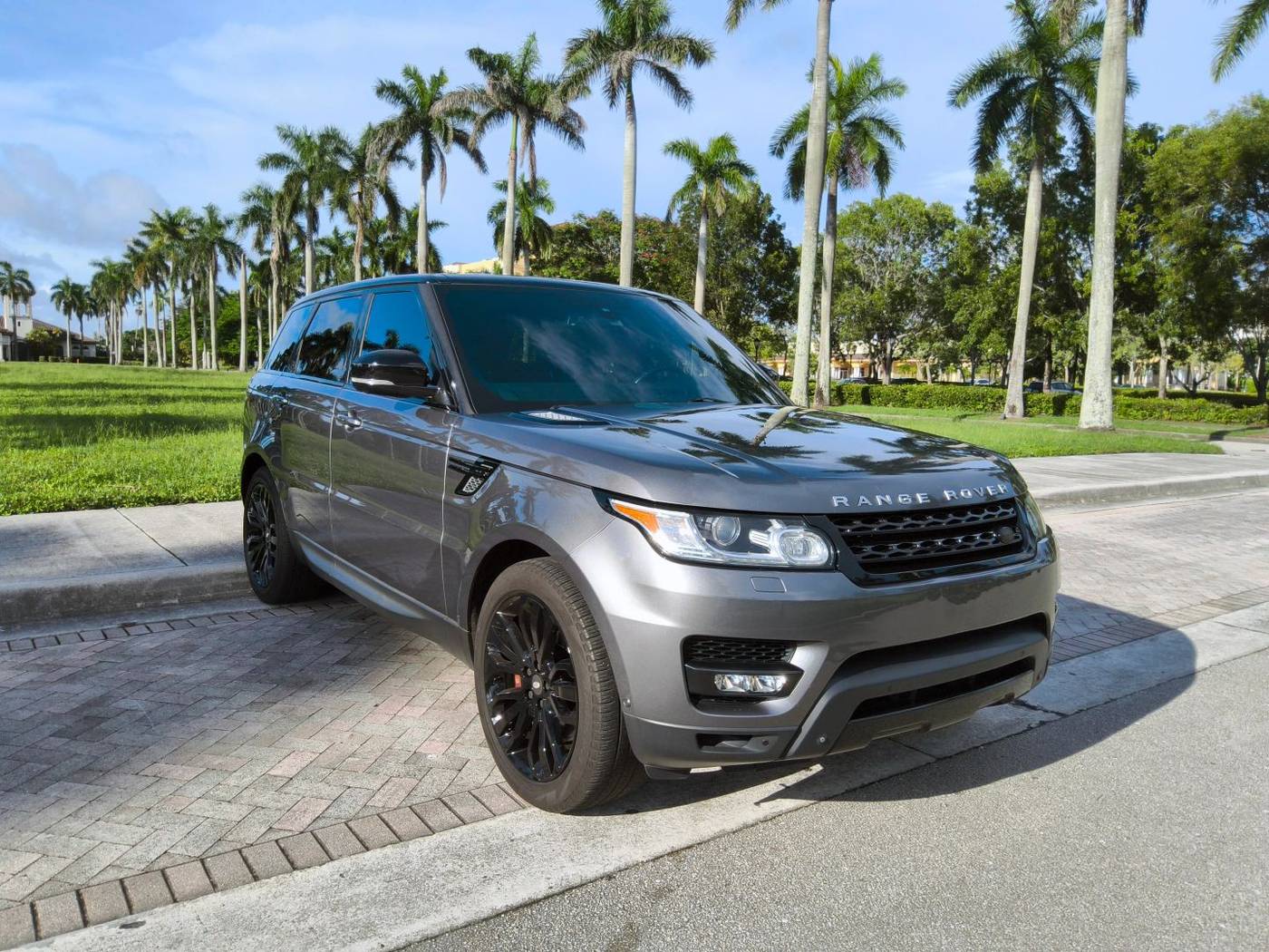 2015 Land Rover Range Rover Sport Supercharged — SUV — 75,058 mi — Pompano Beach, FL