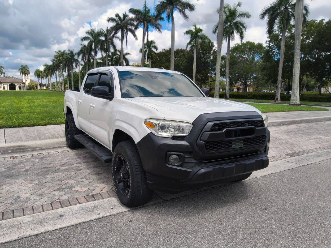2019 Toyota Tacoma SR — Pickup Truck — 92,546 mi — Pompano Beach, FL