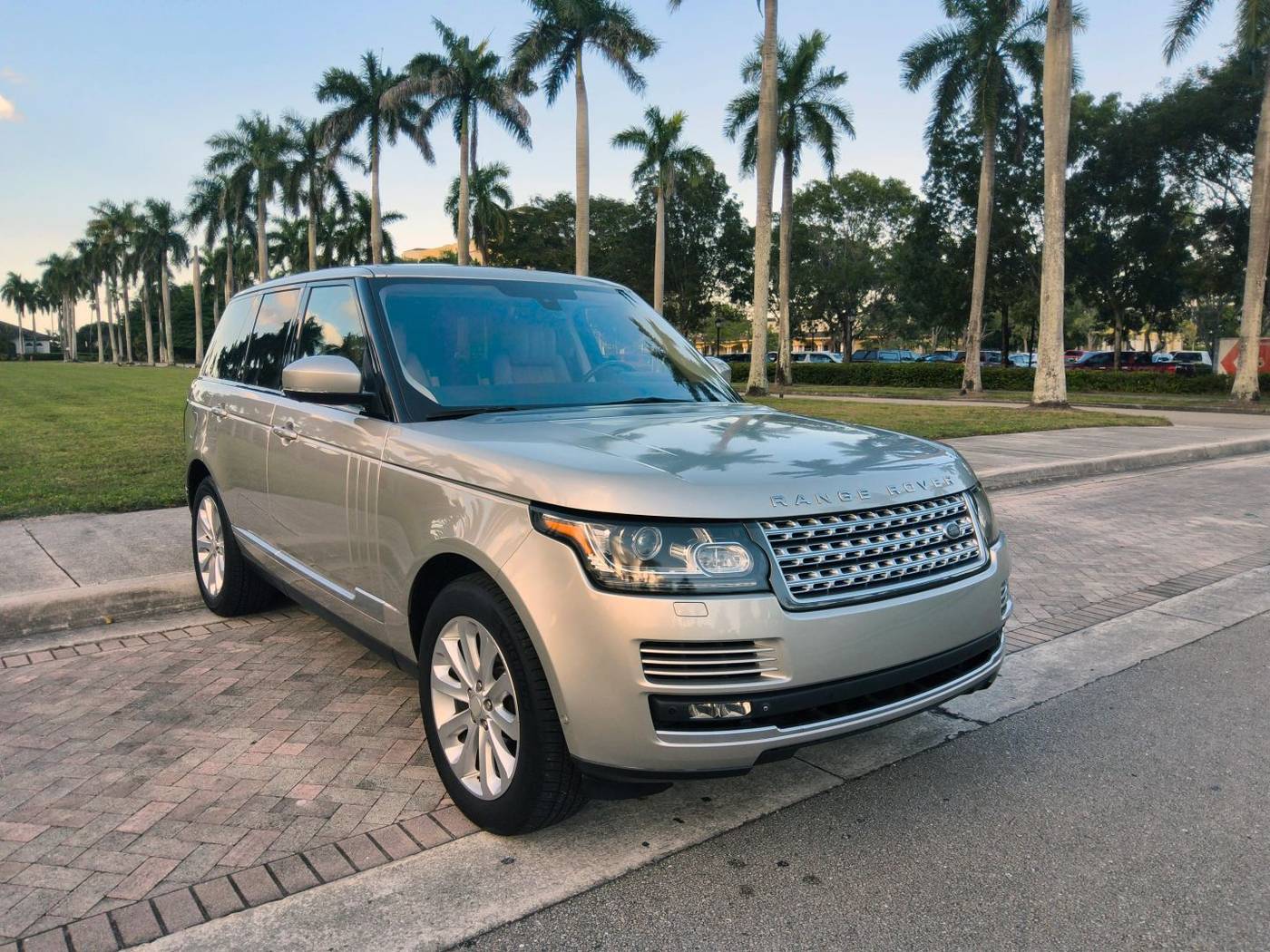 2015 Land Rover Range Rover HSE