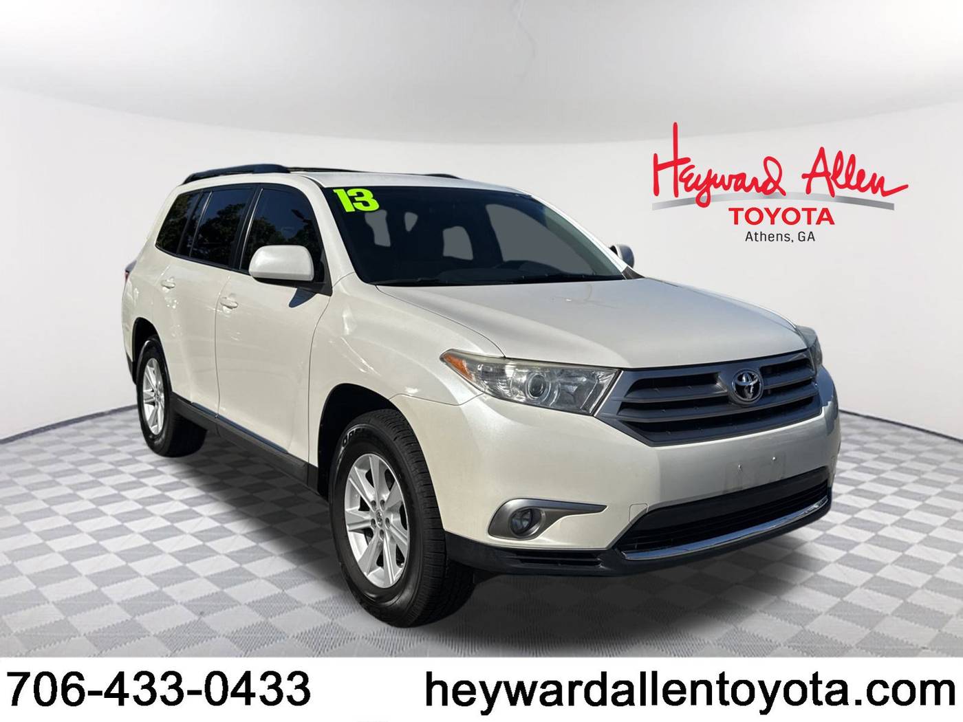 2013 Toyota Highlander Plus V6 — SUV — 136,393 mi — Athens, GA