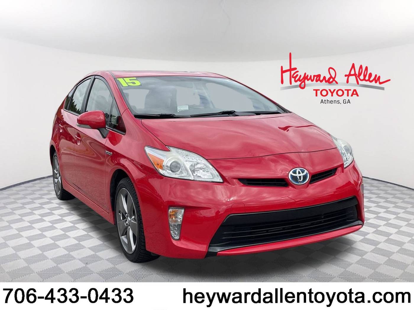 2015 Toyota Prius Persona Series — Hatchback — 127,200 mi — Athens, GA