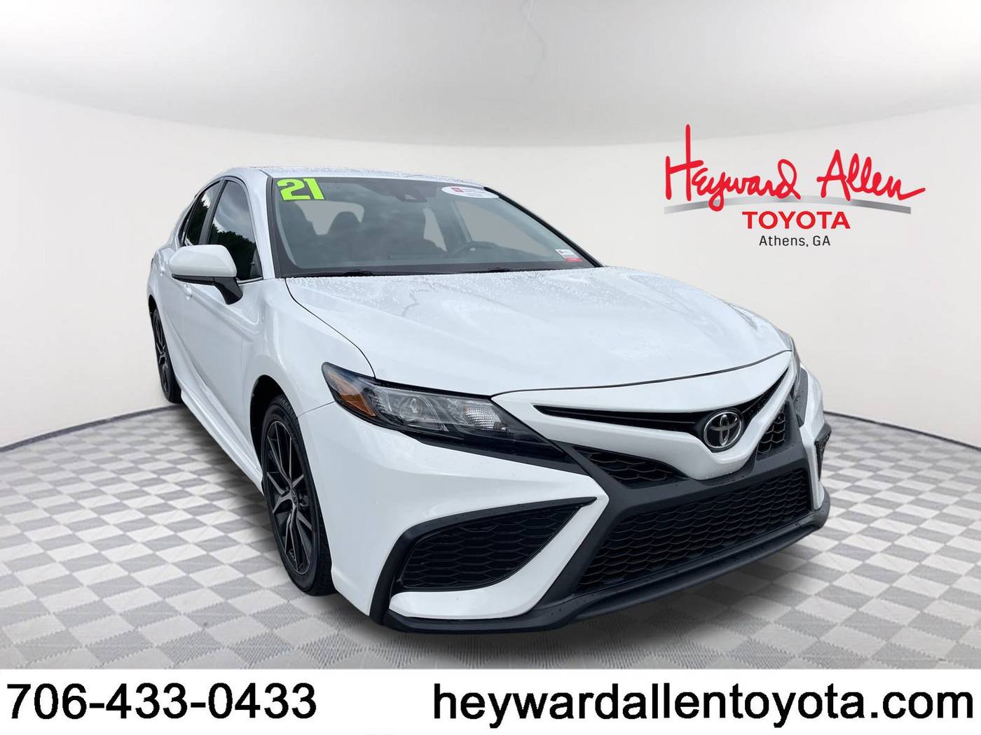 2021 Toyota Camry SE — Sedan — 36,016 mi — Athens, GA