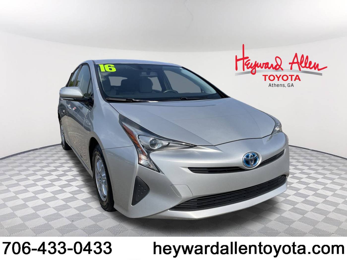 2016 Toyota Prius Three — Hatchback — 197,742 mi — Athens, GA