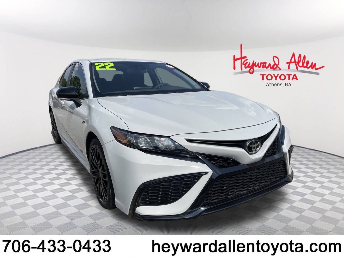 2022 Toyota Camry SE — Sedan — 69,269 mi — Athens, GA