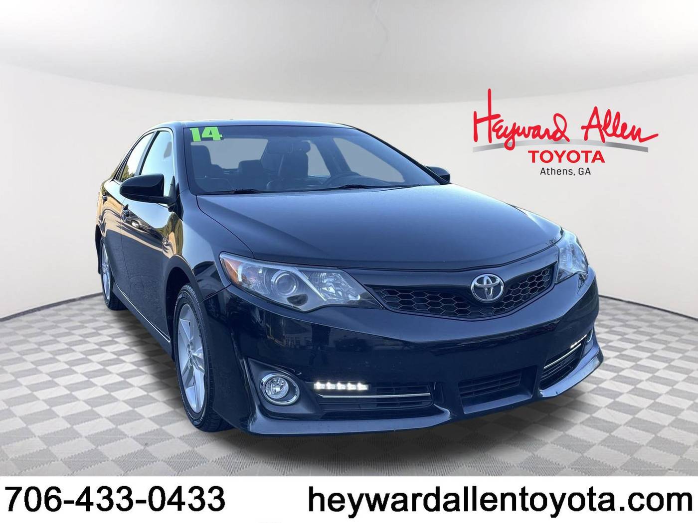 2014 Toyota Camry SE — Sedan — 95,532 mi — Athens, GA