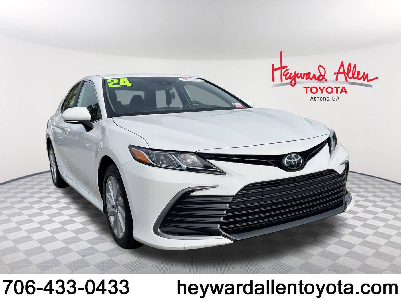 2024 Toyota Camry LE — Sedan — 21,365 mi — Athens, GA