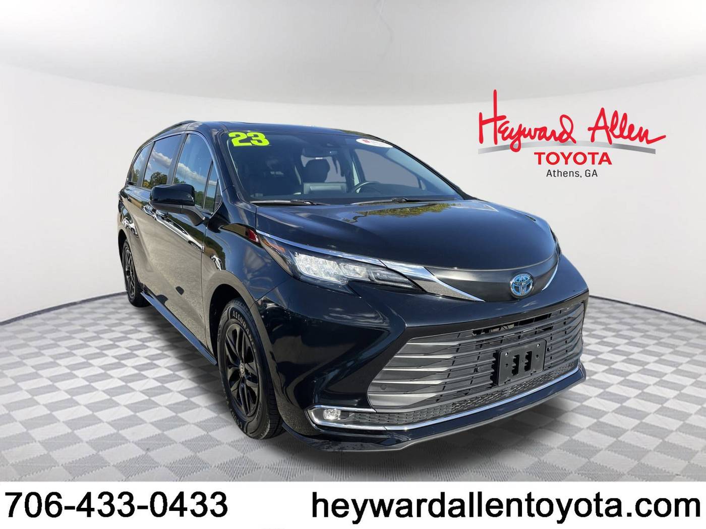 2023 Toyota Sienna XLE — Minivan — 76,006 mi — Athens, GA