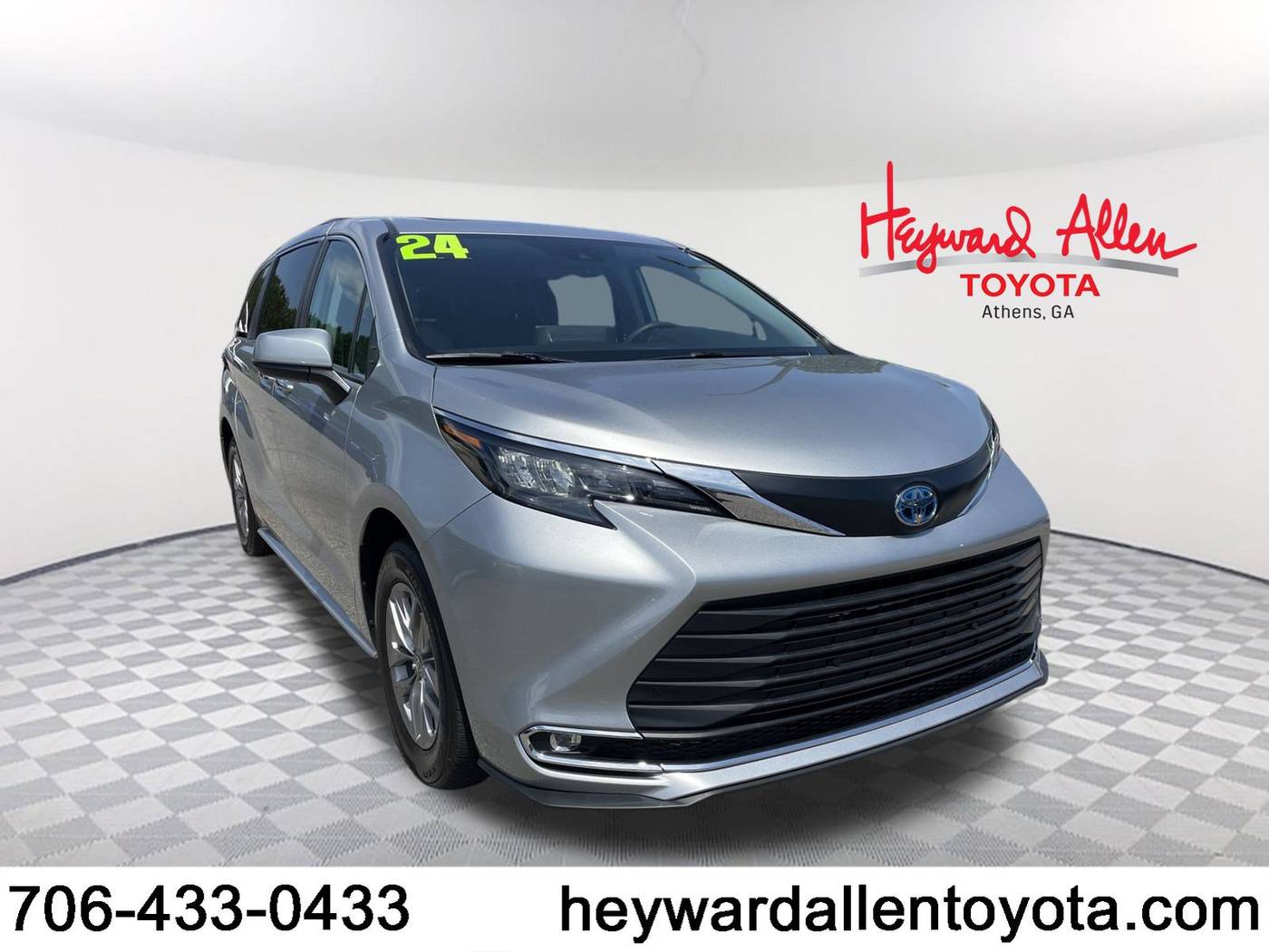 2024 Toyota Sienna XLE — Minivan — 17,510 mi — Athens, GA