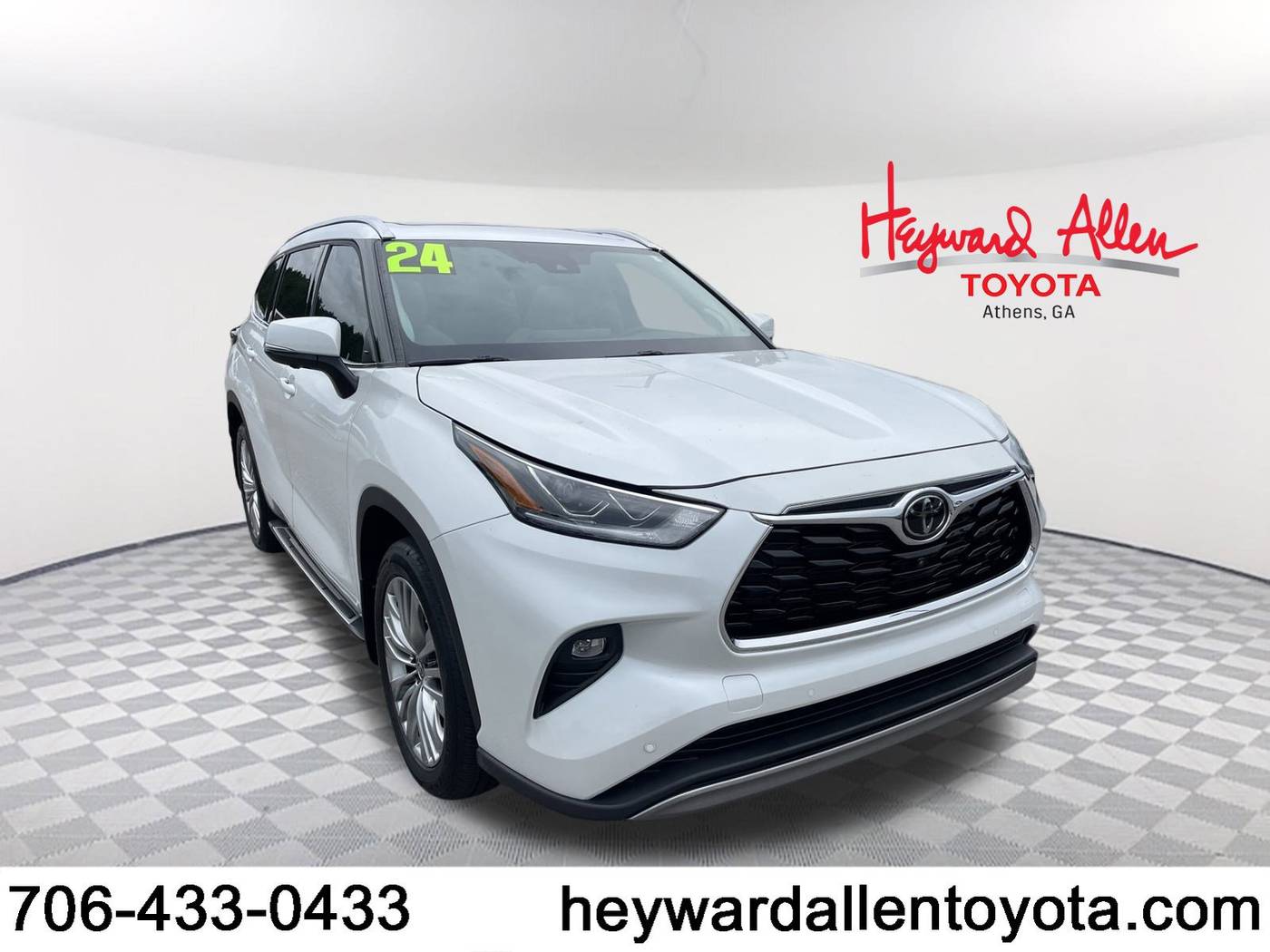 2024 Toyota Highlander LE — SUV — 22,132 mi — Athens, GA