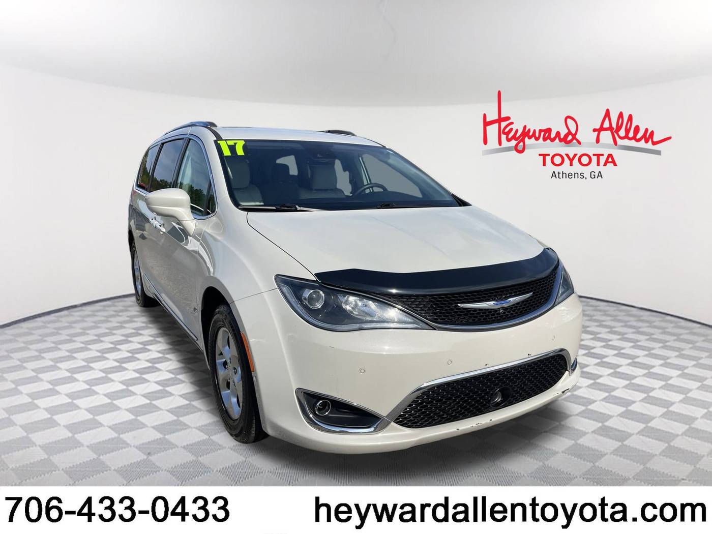 2017 Chrysler Pacifica Touring L Plus — Minivan — 97,737 mi — Athens, GA