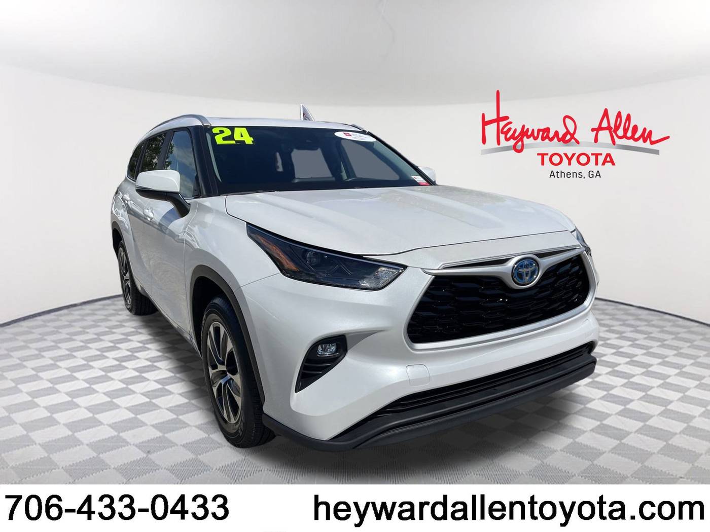 2024 Toyota Highlander Hybrid XLE — SUV — 21,480 mi — Athens, GA