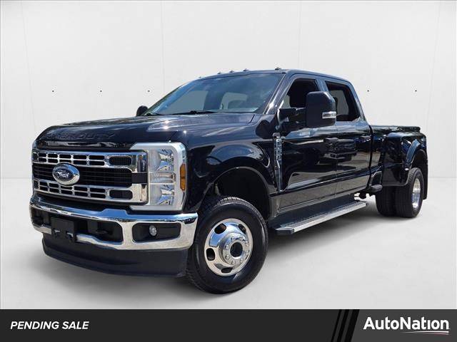 2024 Ford Super Duty F-350 XLT — Pickup Truck — 40,402 mi — Jacksonville, FL