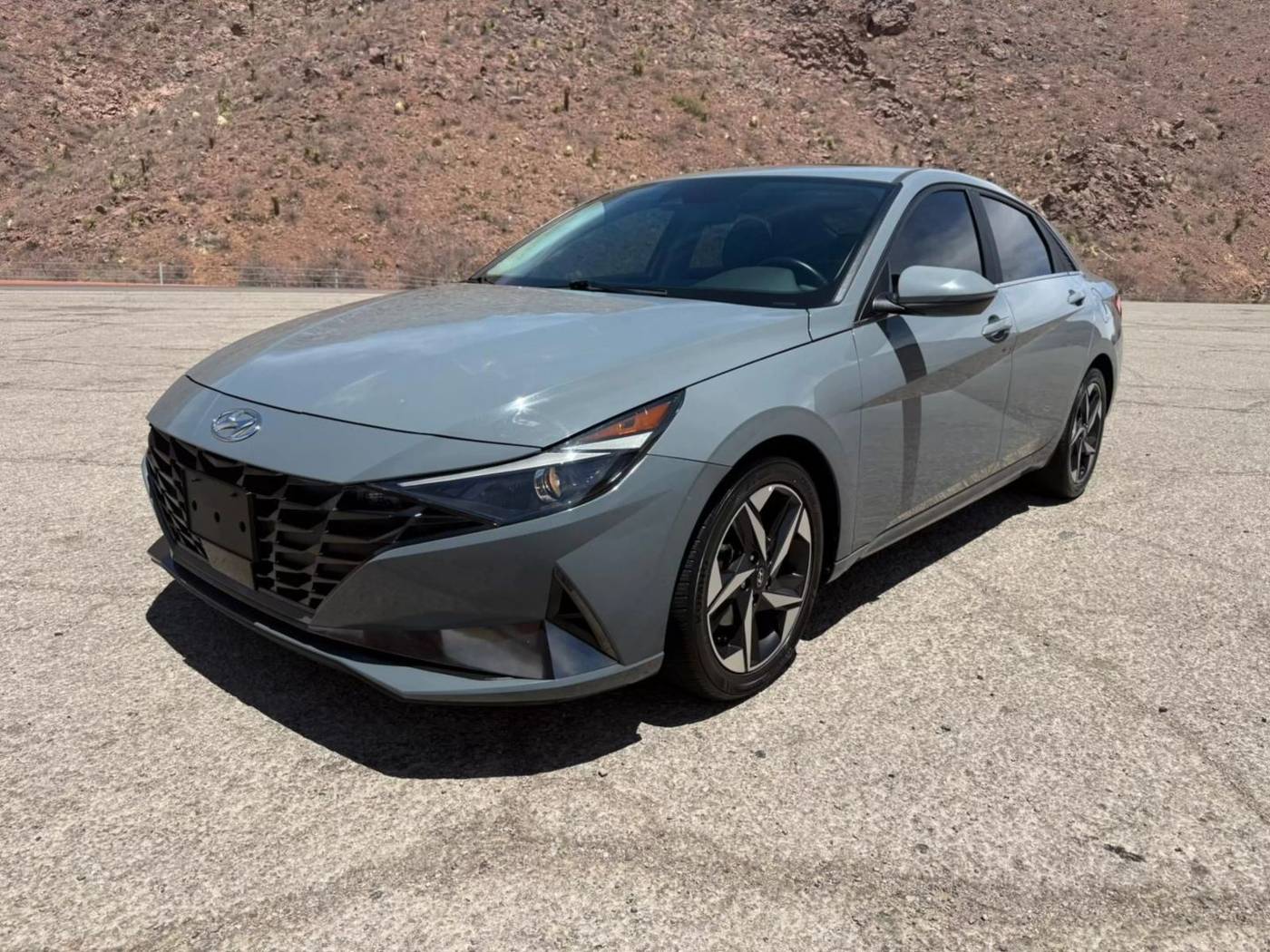 2022 Hyundai Elantra SEL — Sedan — 27,697 mi — El Paso, TX