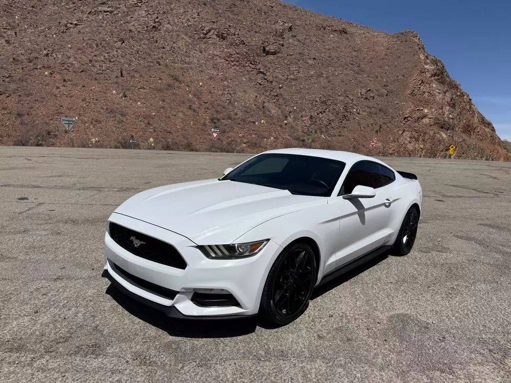 2015 Ford Mustang V6 — Coupe — 84,358 mi — El Paso, TX