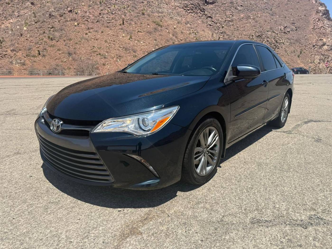 2017 Toyota Camry SE — Sedan — 163,322 mi — El Paso, TX