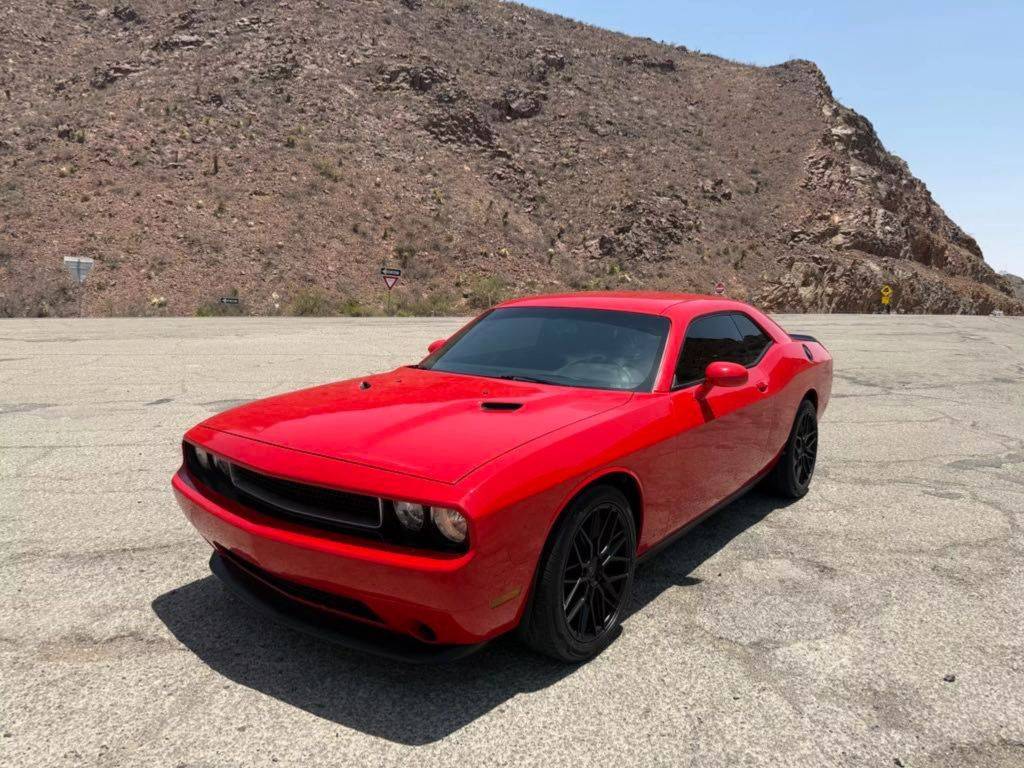 2014 Dodge Challenger SXT — Coupe — 102,396 mi — El Paso, TX