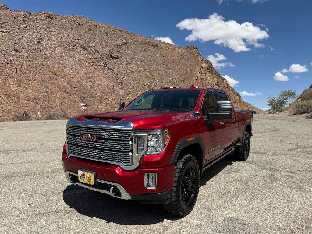 2022 GMC Sierra 2500HD Denali — Pickup Truck — 8,768 mi — El Paso, TX