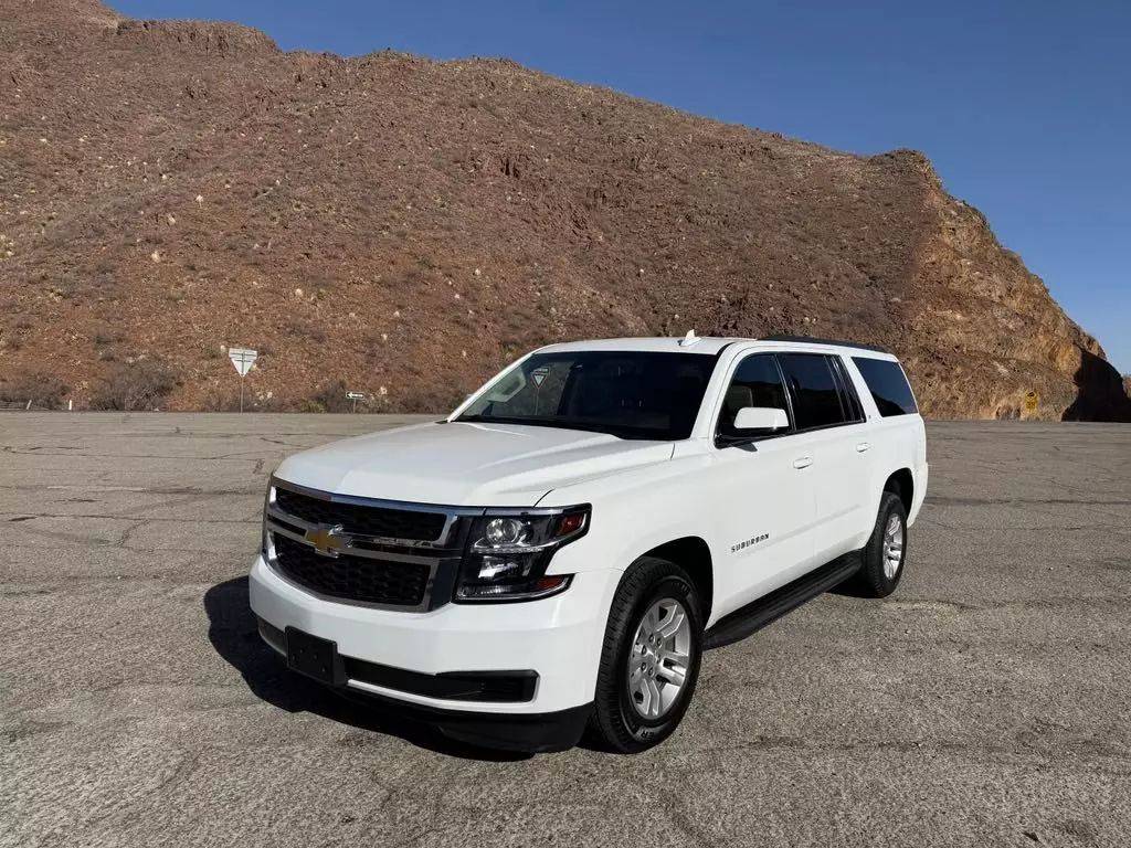 2017 Chevrolet Suburban LT — SUV — 137,096 mi — El Paso, TX