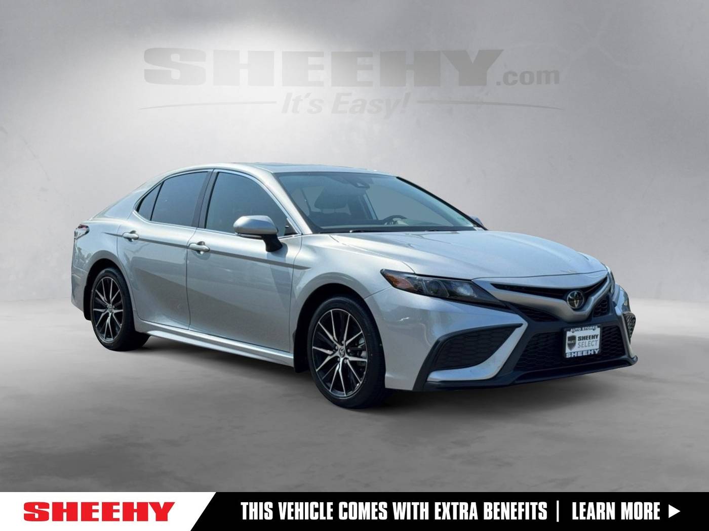 2023 Toyota Camry SE — Sedan — 13,889 mi — Chantilly, VA