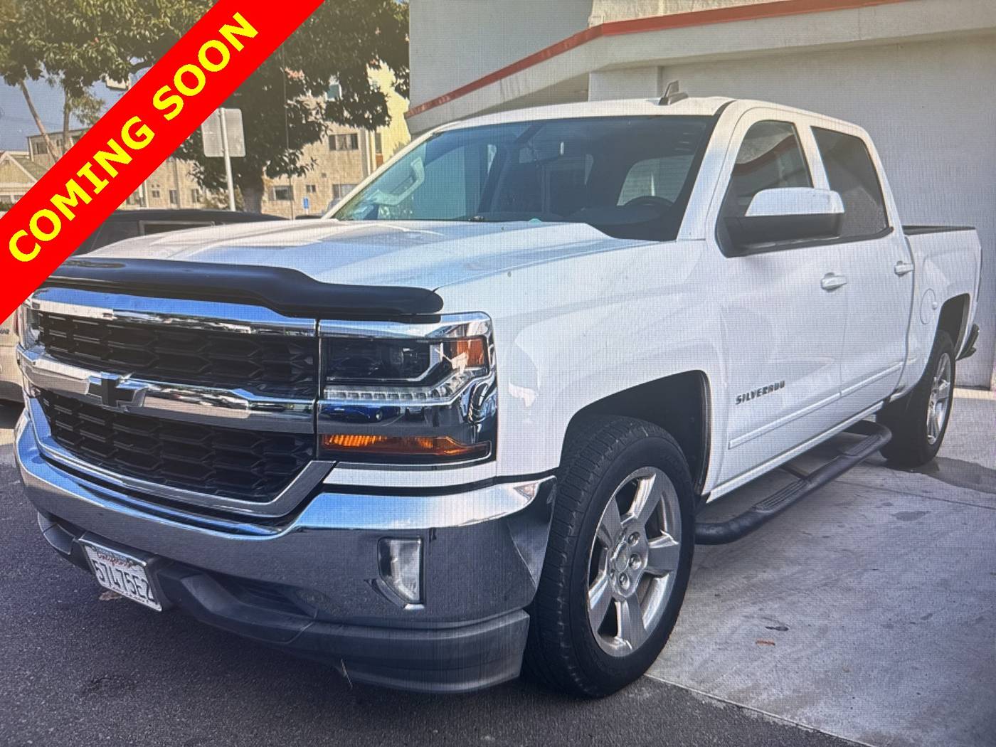 2017 Chevrolet Silverado 1500 LT — Pickup Truck — 73,060 mi — Santa Monica, CA