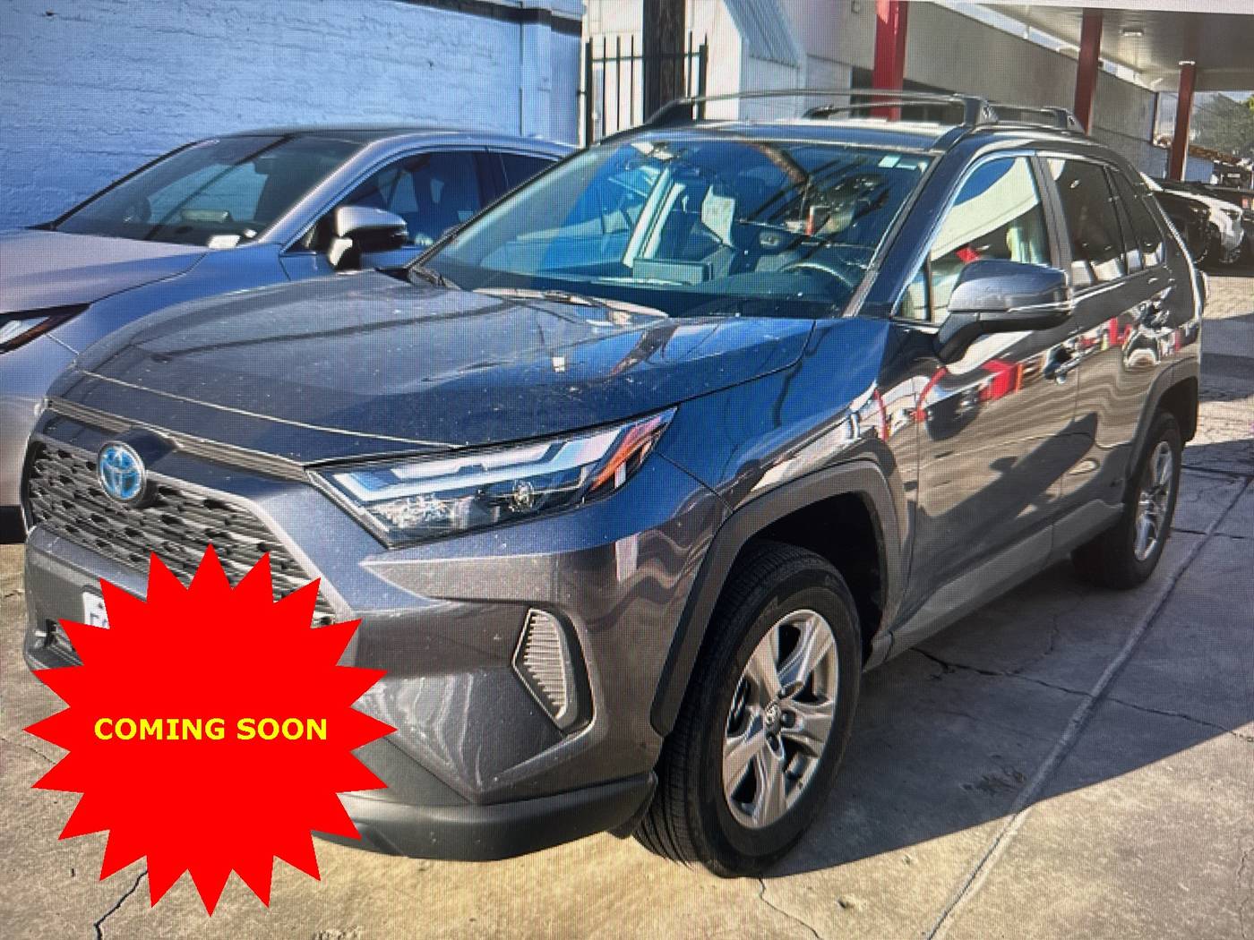 2023 Toyota RAV4 Hybrid XLE — SUV — 25,615 mi — Santa Monica, CA