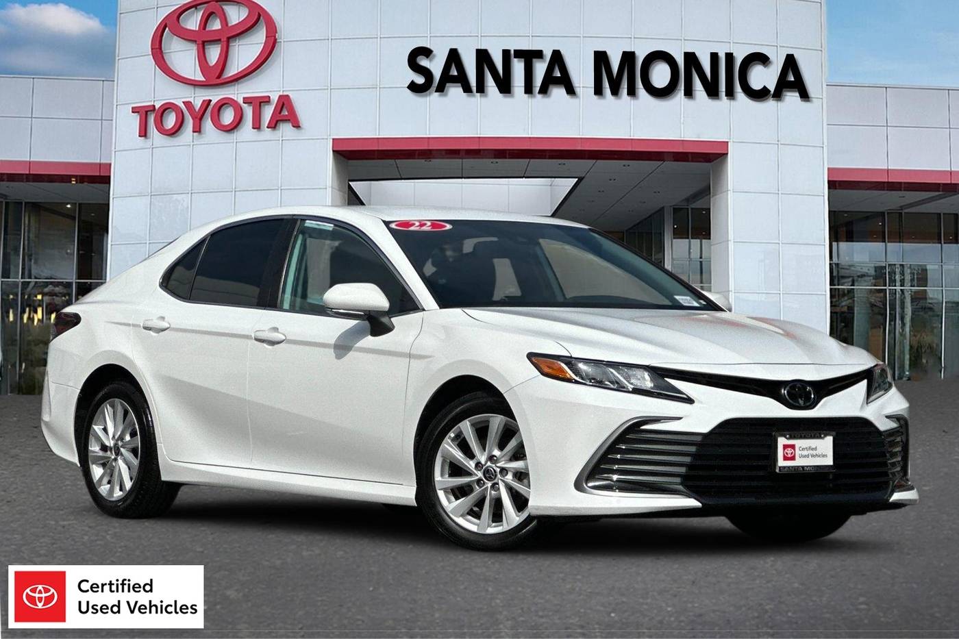 2022 Toyota Camry LE — Sedan — 8,673 mi — Santa Monica, CA
