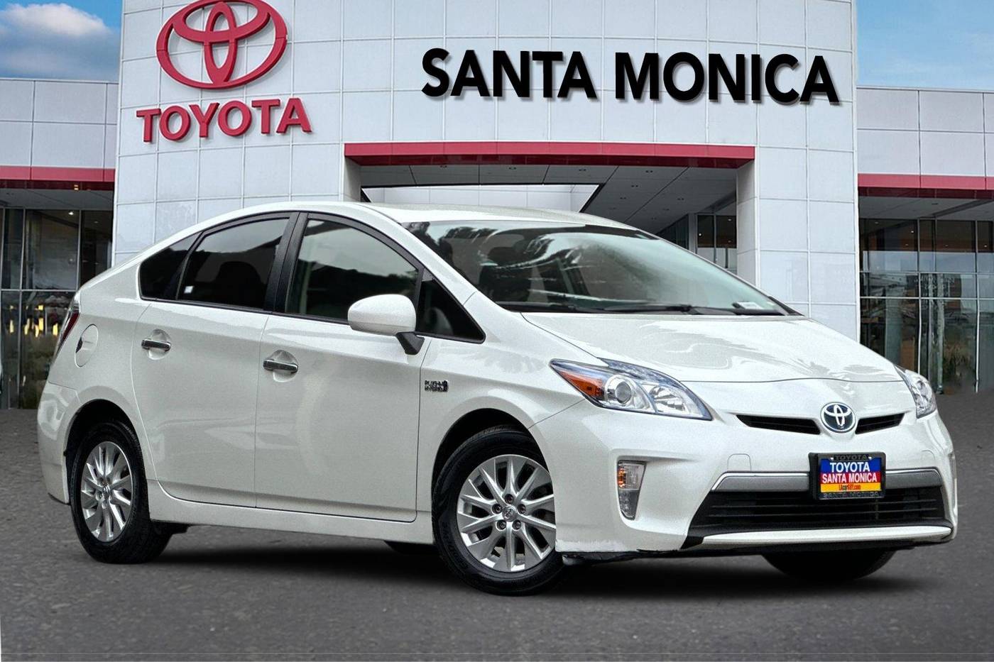 2014 Toyota Prius Plug-in Hybrid — Hatchback — 84,451 mi — Santa Monica, CA