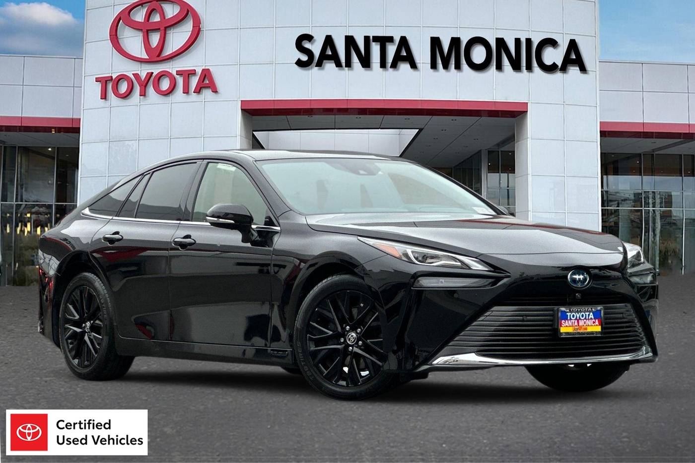 2021 Toyota Mirai XLE — Sedan — 27,679 mi — Santa Monica, CA