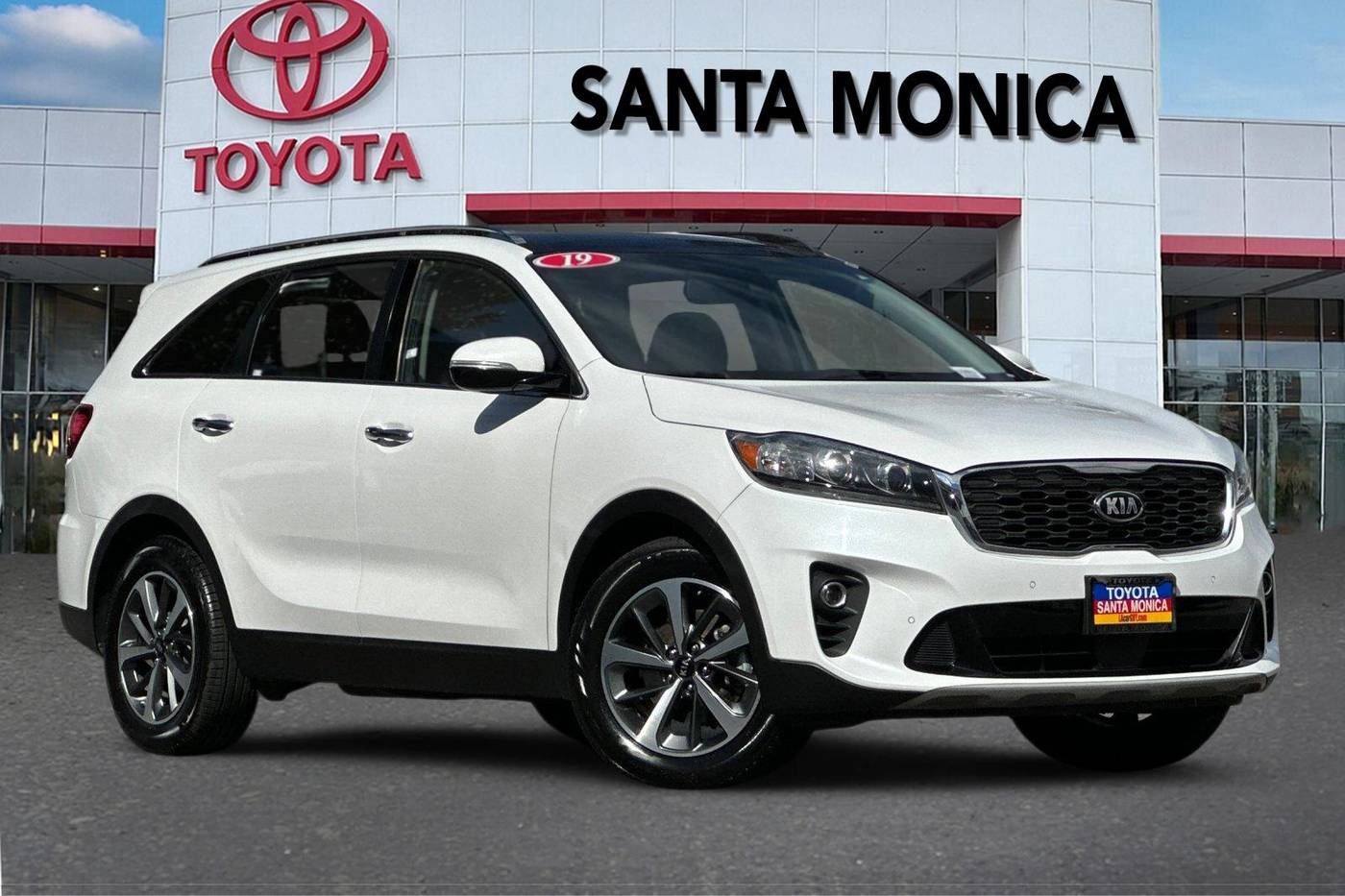 2019 Kia Sorento EX V6 — SUV — 102,765 mi — Santa Monica, CA