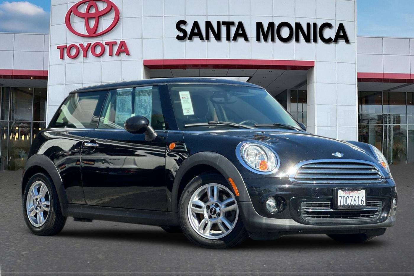 2013 MINI Hardtop Cooper — Hatchback — 43,995 mi — Santa Monica, CA