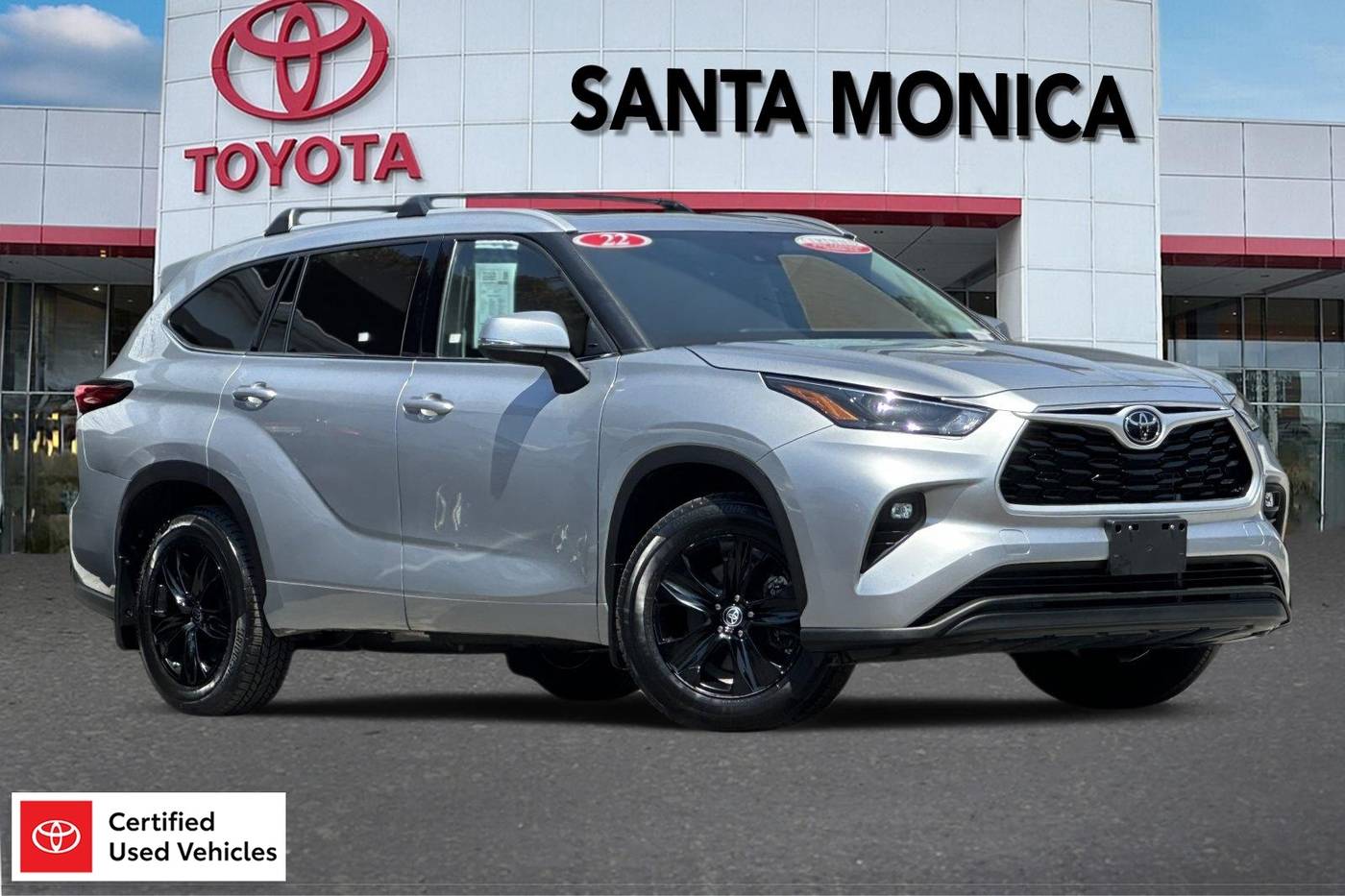 2022 Toyota Highlander XLE — SUV — 56,085 mi — Santa Monica, CA
