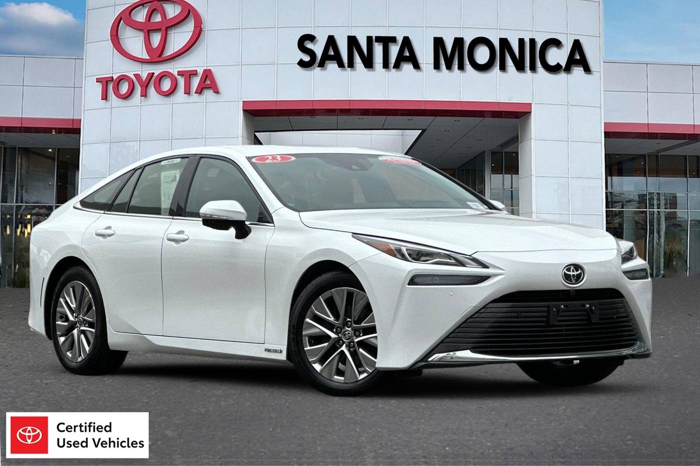 2023 Toyota Mirai XLE — Sedan — 27,698 mi — Santa Monica, CA